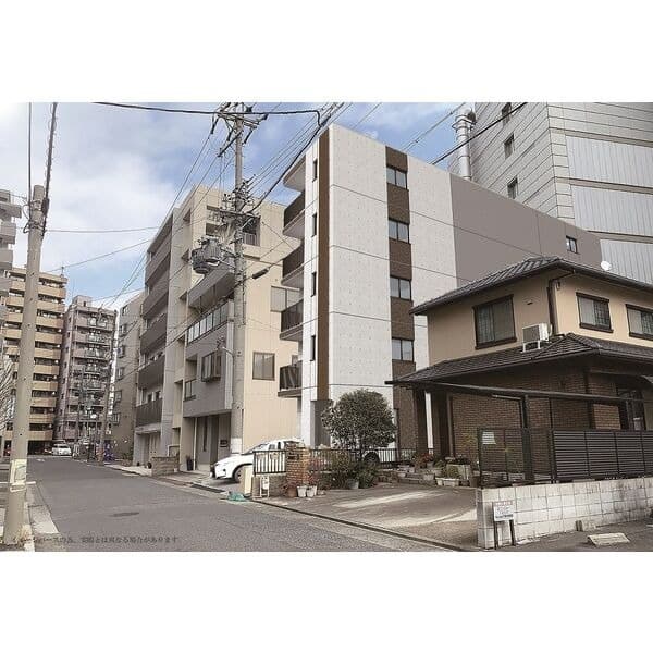 カロス新栄の写真