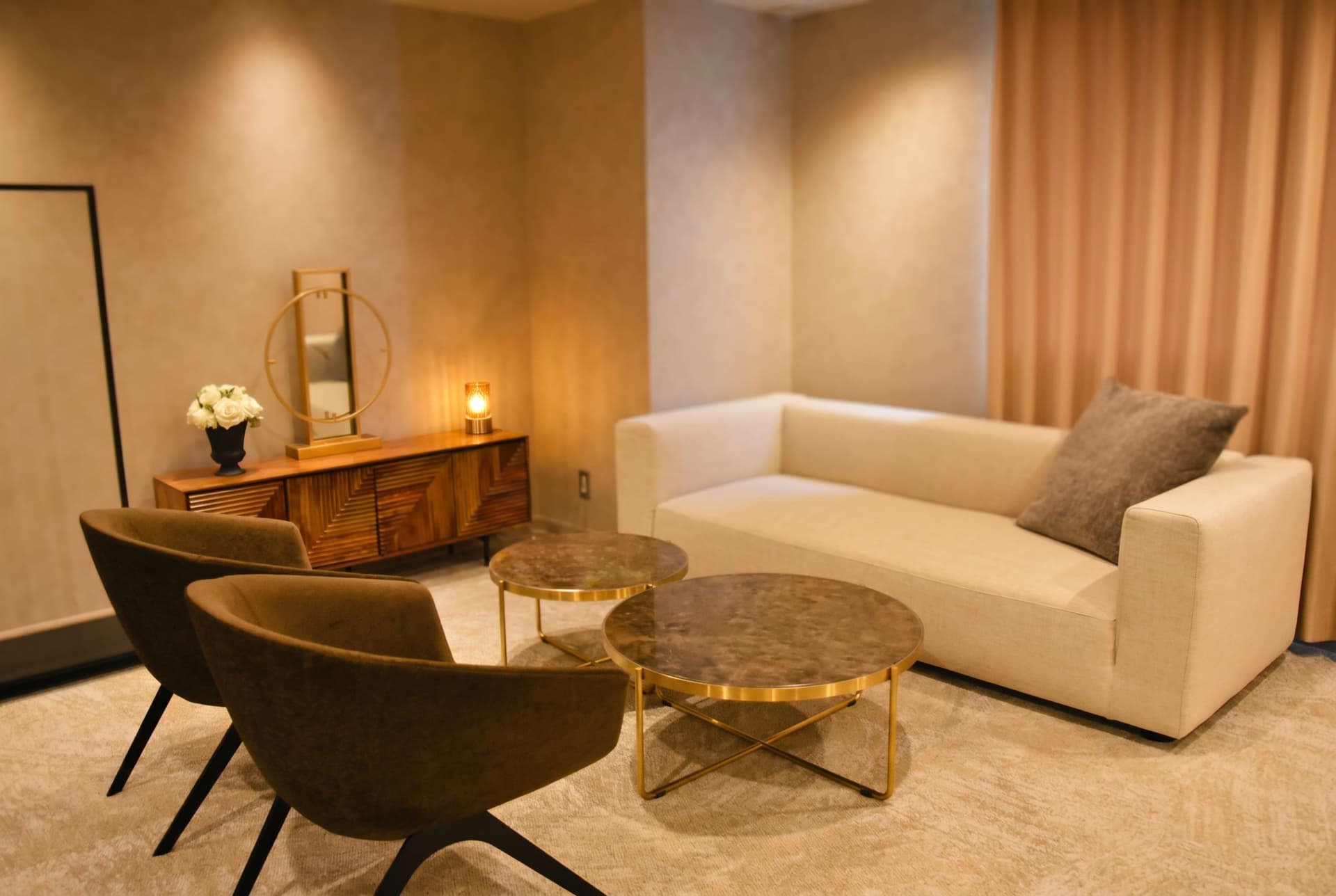 RESIDENCE CONCIERGE 店舗のラウンジ